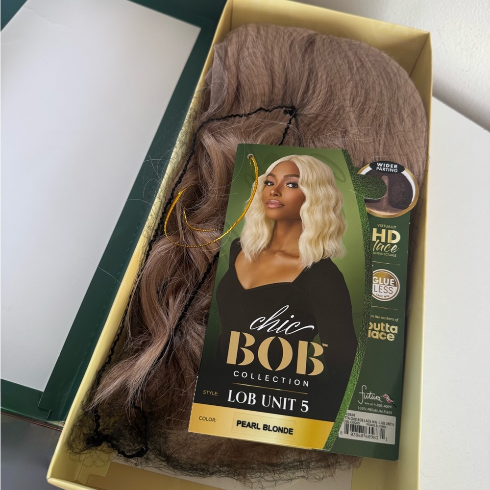 Sensationnel Lob Unit 5 wig - Pearl Blonde - Picture 2 of 3